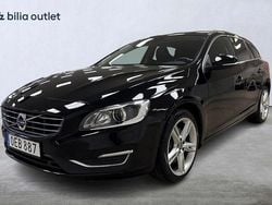 Svart Begagnad 2016 Volvo V60 Summum Kombi | 229 800 kr (Lite dyr)