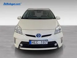 Vit Begagnad 2012 Toyota Prius Halvkombi | 134 900 kr