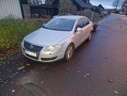 Silver Begagnad 2010 VW Passat Sportline Sedan | 15 000 kr (Superpris)