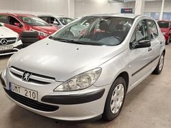 Grå Begagnad 2004 Peugeot 307 Halvkombi | 32 000 kr (Lite dyr)