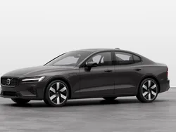 Grå Ny 2024 Volvo S60 Ultimate Sedan | 574 900 kr (Dyr)