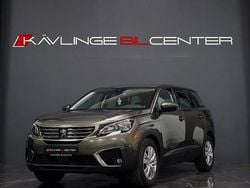 Grå Begagnad 2019 Peugeot 5008 SUV | 229 900 kr (Marknadspris)