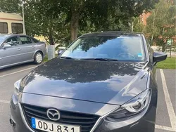 Grå Begagnad 2016 Mazda 3 Inclusive Halvkombi | 146 000 kr (Bra pris)
