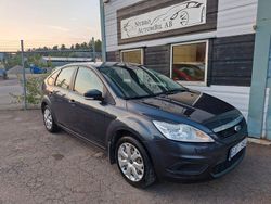 Grå Begagnad 2008 Ford Focus Trend Halvkombi | 34 900 kr (Lite dyr)