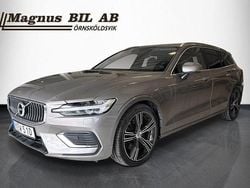 Grå Begagnad 2022 Volvo V60 Inscription Kombi | 309 900 kr (Marknadspris)