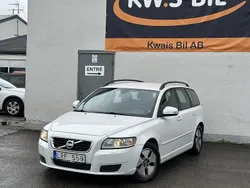 Vit Begagnad 2011 Volvo V50 Kinetic Kombi | 32 900 kr (Marknadspris)
