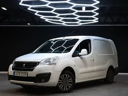 Vit Begagnad 2018 Peugeot Partner Minibuss | 79 900 kr (Bra pris)