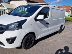 Vit Begagnad 2016 Opel Vivaro Van | 96 000 kr (Marknadspris)