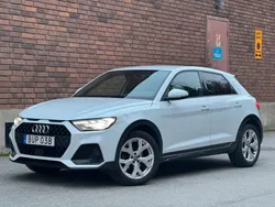 Vit Begagnad 2019 Audi A1 S-Line Halvkombi | 222 900 kr