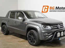 Grå Begagnad 2017 VW Amarok Pickup | 294 600 kr (Marknadspris)