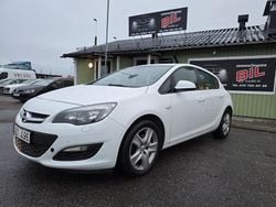 Vit Begagnad 2012 Opel Astra Enjoy Halvkombi | 59 900 kr (Marknadspris)