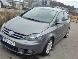 Grå Begagnad 2006 VW Golf Plus Cross Sportline Minibuss | 27 500 kr (Marknadspris)