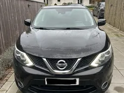 Svart Begagnad 2014 Nissan Qashqai SUV | 90 000 kr (Marknadspris)