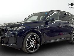 Svart (black) Begagnad 2025 BMW X5 M Sport SUV | 1 034 700 kr