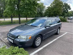 Grå Begagnad 2005 Volvo V70 Kinetic Kombi | 24 000 kr (Bra pris)