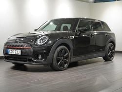 Svart Begagnad 2021 Mini Cooper Clubman Kombi | 279 900 kr (Marknadspris)