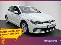 Vit Begagnad 2020 VW Golf VIII Halvkombi | 239 700 kr (Marknadspris)