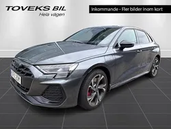 Daytonagrå pärleffekt Begagnad 2025 Audi A3 Sportback e-tron S-Line Sedan | 549 500 kr