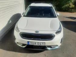Vit Begagnad 2019 Kia Niro 2 SUV | 130 000 kr (Bra pris)
