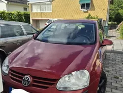 Röd Begagnad 2004 VW Golf IV Trendline Halvkombi | 22 000 kr (Marknadspris)