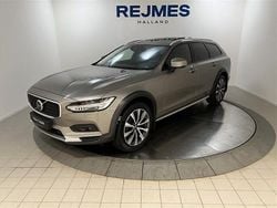 Grå Begagnad 2020 Volvo V90 CC Kombi | 399 500 kr (Dyr)