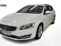 Vit Begagnad 2016 Volvo V60 Business Edition Kombi | 189 000 kr (Marknadspris)