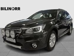 Mörkgrå Begagnad 2017 Subaru Outback Kombi | 219 900 kr (Lite dyr)
