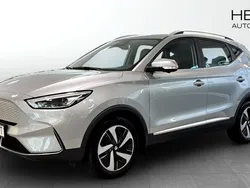 Begagnad 2022 MG ZS Luxury Sedan | 244 900 kr (Superpris)