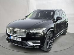 Svart Begagnad 2024 Volvo XC90 Ultimate SUV | 689 000 kr (Marknadspris)