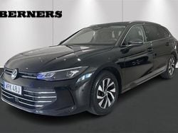 Svart Begagnad 2024 VW Passat Business Kombi | 349 900 kr (Dyr)