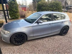 Blå Begagnad 2009 BMW 120 Halvkombi | 45 000 kr (Bra pris)