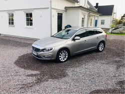 Begagnad 2014 Volvo V60 Kombi | 122 000 kr