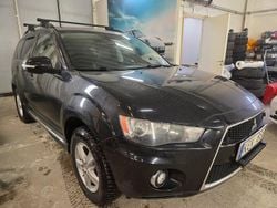 Svart Begagnad 2012 Mitsubishi Outlander SUV | 49 900 kr (Marknadspris)