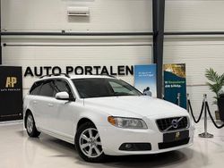 Vit Begagnad 2010 Volvo V70 Momentum Kombi | 47 900 kr (Bra pris)