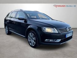 Mörkbrun (brun) Begagnad 2013 VW Passat Alltrack Kombi | 119 900 kr (Marknadspris)