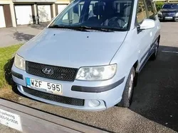 Grå Begagnad 2006 Hyundai Matrix Minibuss | 21 000 kr (Lite dyr)