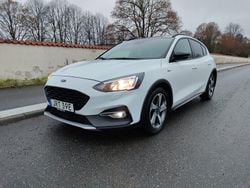 Vit Begagnad 2020 Ford Focus Active Halvkombi | 149 999 kr (Bra pris)
