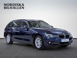 Blå Begagnad 2017 BMW 318 Sport Line Kombi | 169 795 kr (Marknadspris)