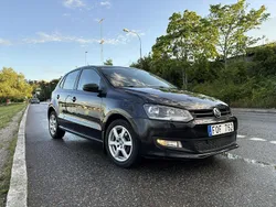 Svart Begagnad 2011 VW Polo Halvkombi | 75 000 kr (Bra pris)