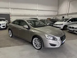 Ljusbrun Begagnad 2010 Volvo S60 Summum Sedan | 179 900 kr (Lite dyr)