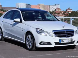 Vit samma som bilen Begagnad 2009 Mercedes E250 Avantgarde Sedan | 154 900 kr