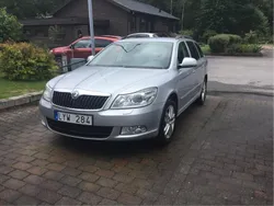 Silver Begagnad 2013 Skoda Octavia Elegance Kombi | 92 000 kr (Bra pris)