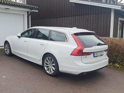 Vit Begagnad 2020 Volvo V90 Kombi | 135 000 kr