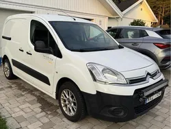 Vit Begagnad 2013 Citroën Berlingo Minibuss | 37 000 kr (Superpris)