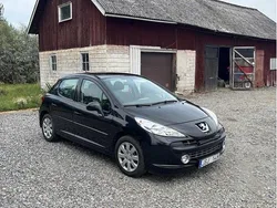 Svart Begagnad 2009 Peugeot 207 Halvkombi | 20 000 kr (Marknadspris)