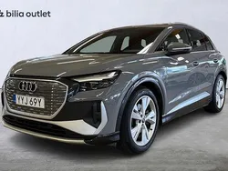 Grå Begagnad 2023 Audi Q4 e-tron S-Line SUV | 439 900 kr (Bra pris)