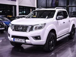Vit Begagnad 2016 Nissan Navara Tekna Pickup | 169 900 kr (Marknadspris)