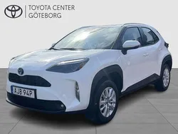 Vit Begagnad 2022 Toyota Yaris Cross Active SUV | 259 900 kr (Bra pris)