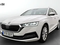 Vit Begagnad 2023 Skoda Octavia Style Kombi | 296 500 kr (Marknadspris)