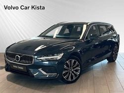 Mörkblå Begagnad 2022 Volvo V60 Core Kombi | 369 900 kr (Bra pris)